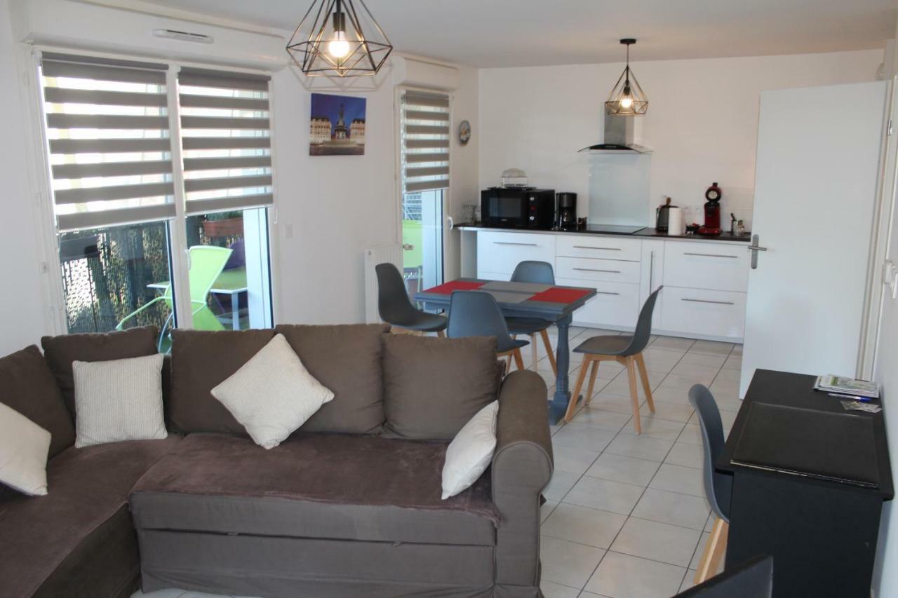Appartement Bordeaux Lac Bagian luar foto