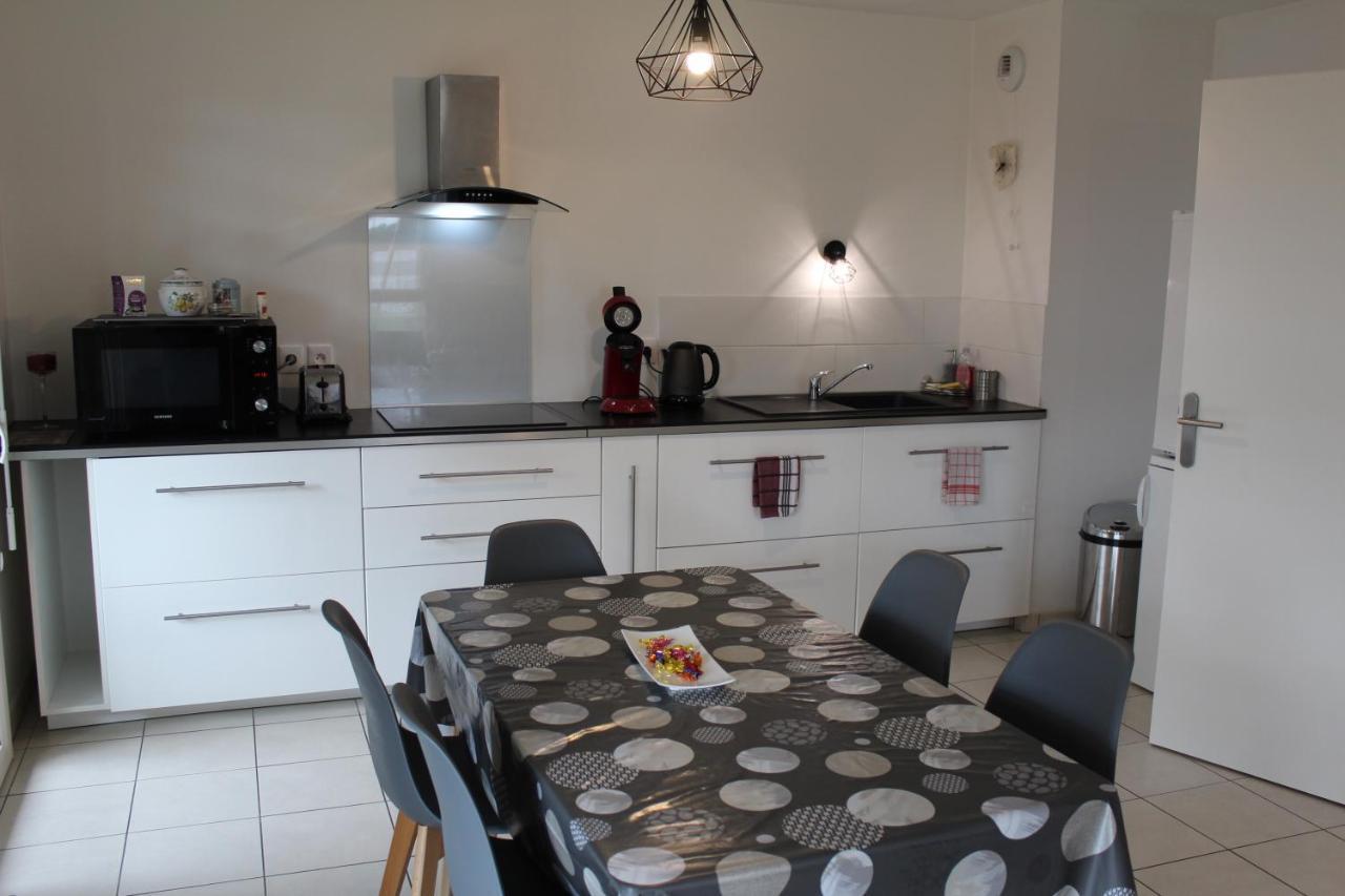 Appartement Bordeaux Lac Bagian luar foto